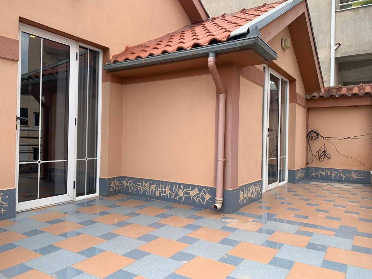 Vila Topciu Pogradec Exterior photo